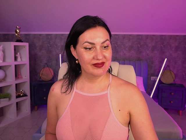 VelvetLuck live cam