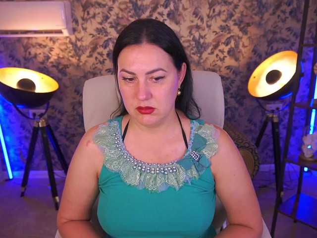 VelvetLuck live cam on BongaCams
