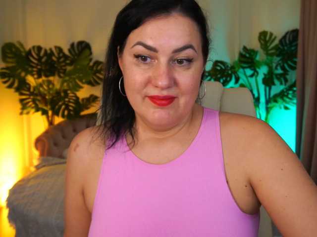 VelvetLuck live cam on BongaCams