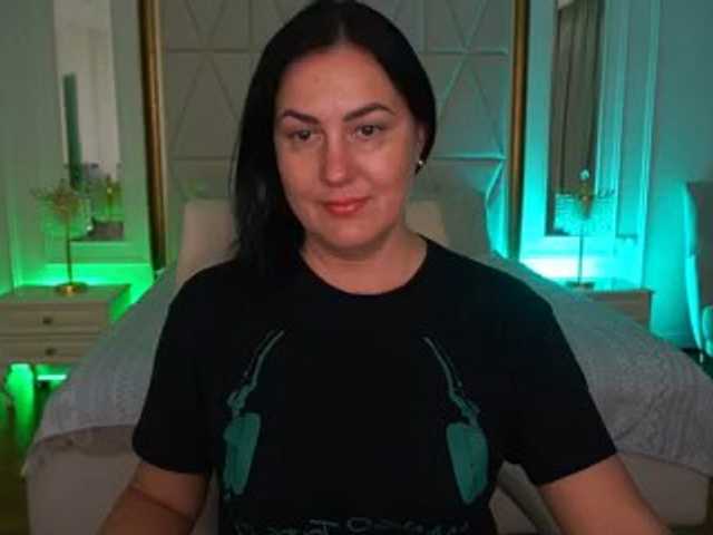 VelvetLuck live cam on BongaCams