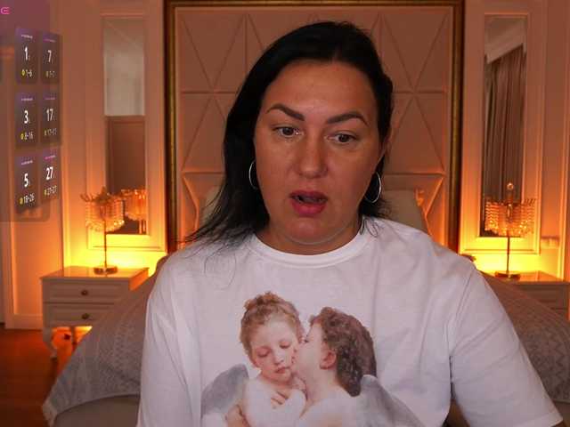 VelvetLuck live cam on BongaCams