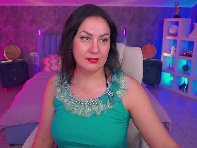VelvetLuck live cam on BongaCams