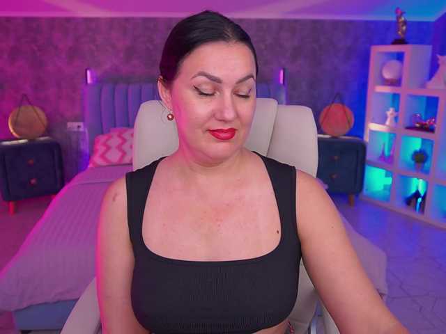 VelvetLuck live cam on BongaCams