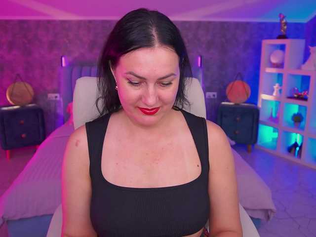 VelvetLuck live cam on BongaCams