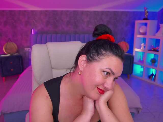 VelvetLuck live cam on BongaCams