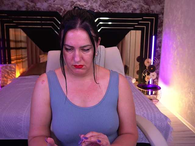 VelvetLuck live webcam show