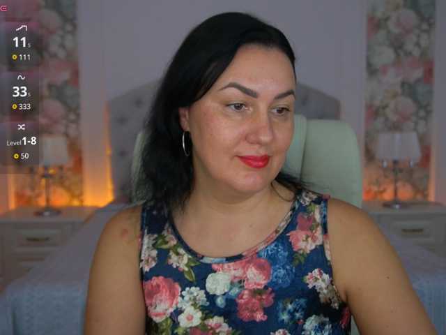 VelvetLuck live cam on BongaCams