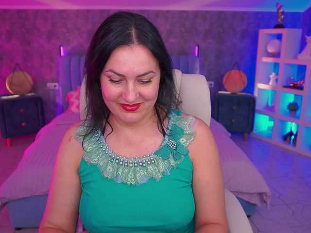 VelvetLuck live cam on BongaCams