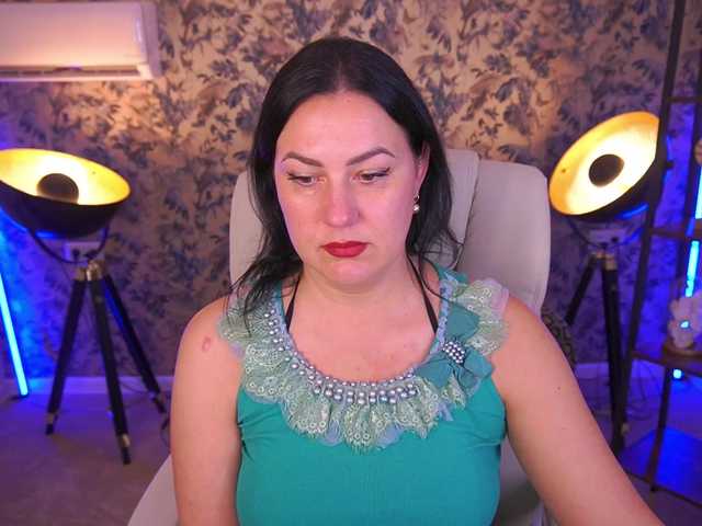 VelvetLuck live cam on BongaCams
