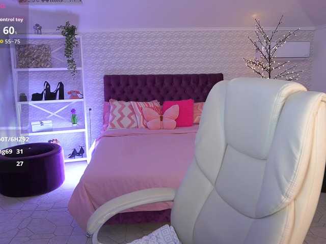 VelvetLuck live cam on BongaCams