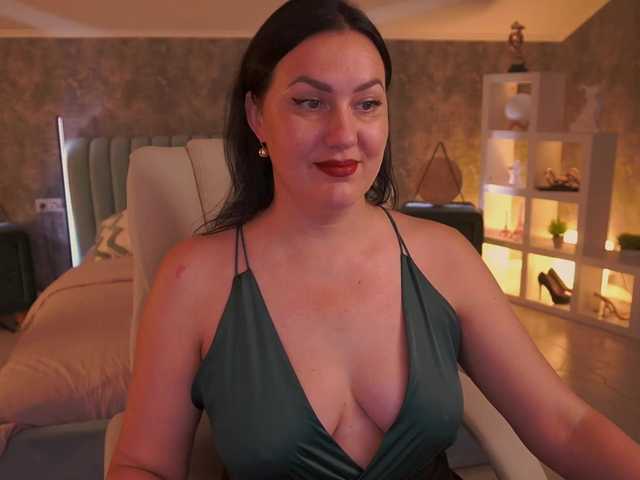 VelvetLuck live cam on BongaCams