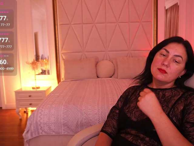 VelvetLuck live cam on BongaCams