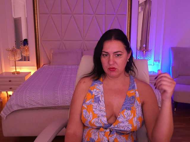 VelvetLuck live cam on BongaCams