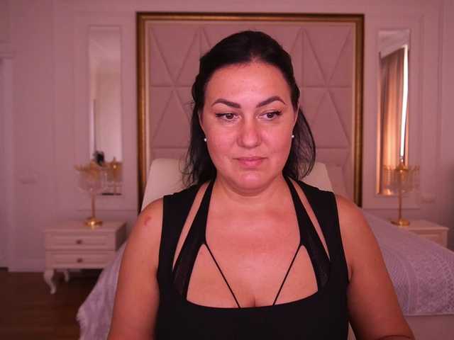 VelvetLuck live cam on BongaCams