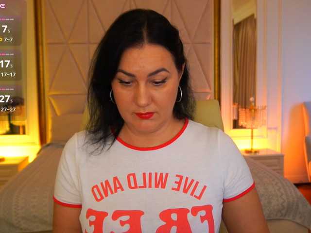 VelvetLuck live cam on BongaCams