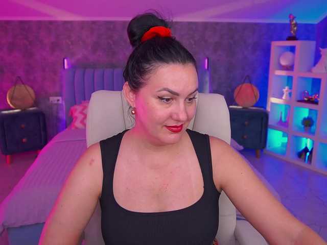 VelvetLuck live cam on BongaCams
