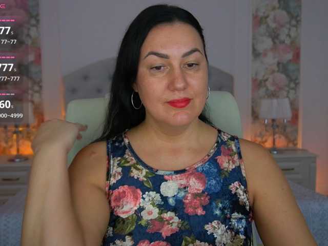 VelvetLuck live cam on BongaCams