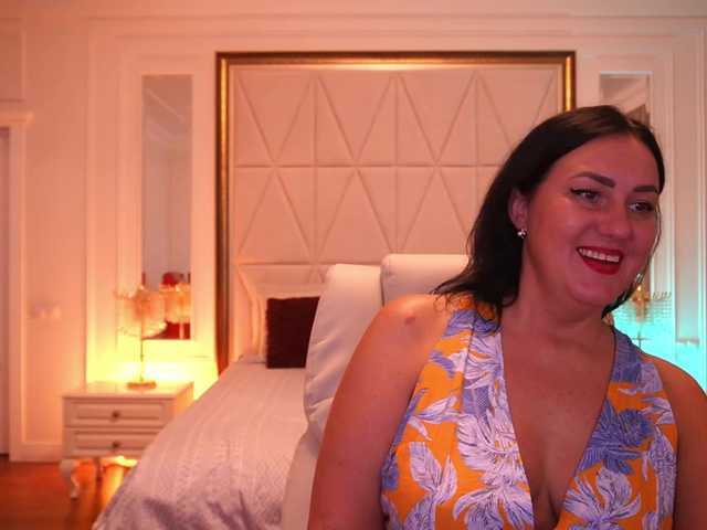 VelvetLuck live cam on BongaCams