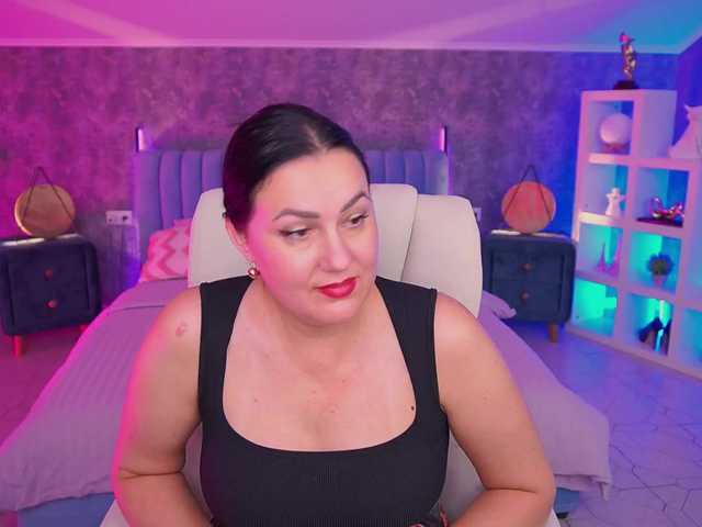 VelvetLuck live cam on BongaCams