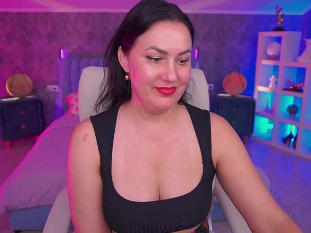VelvetLuck live cam on BongaCams