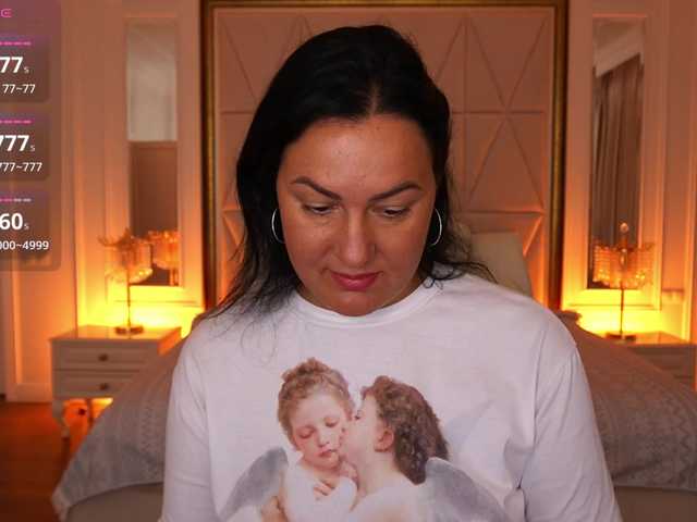 VelvetLuck live cam on BongaCams