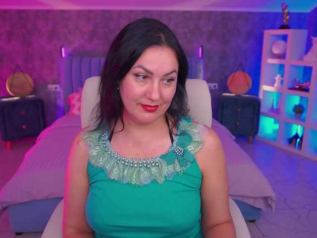 VelvetLuck live cam on BongaCams