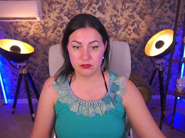 VelvetLuck live cam on BongaCams