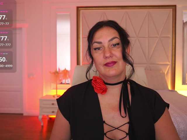 VelvetLuck live cam on BongaCams