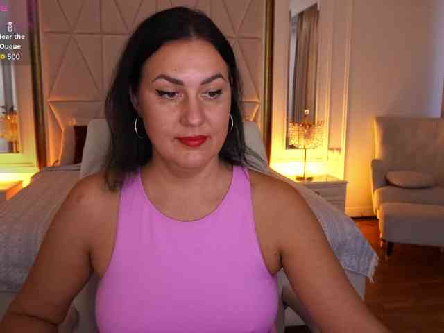 VelvetLuck webcam
