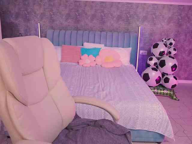 VelvetLuck webcam