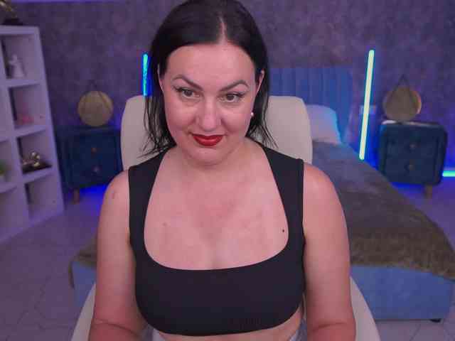 VelvetLuck webcam