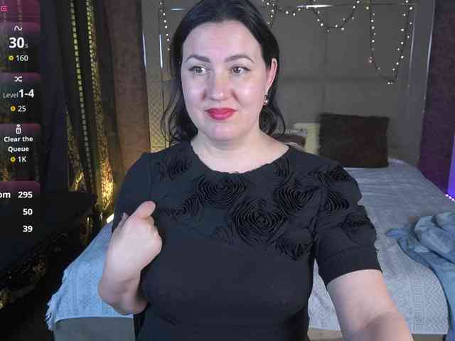 VelvetLuck webcam
