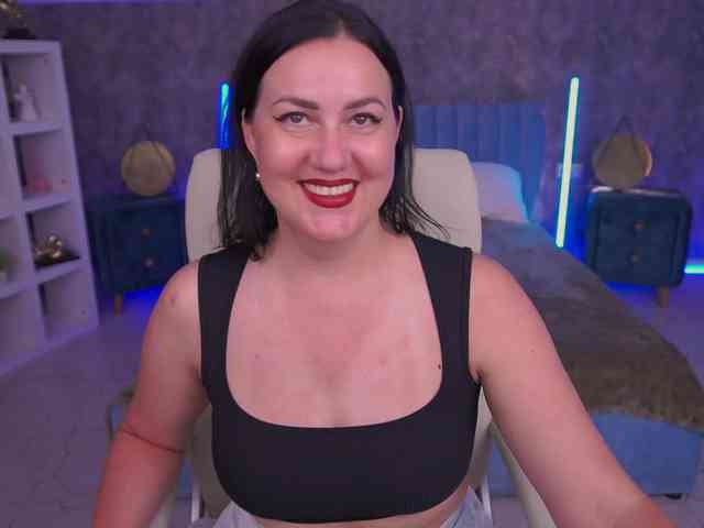 VelvetLuck webcam