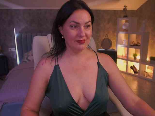 VelvetLuck webcam