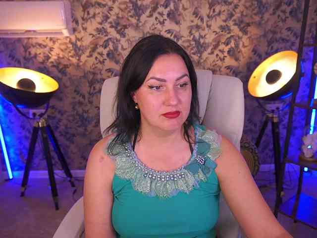 VelvetLuck webcam