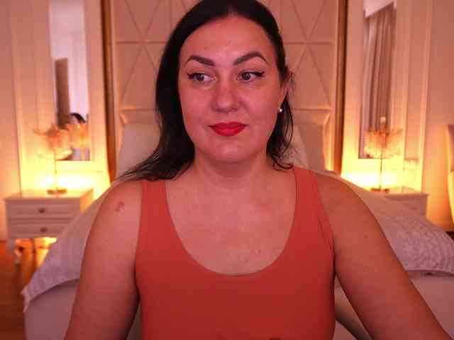 VelvetLuck webcam