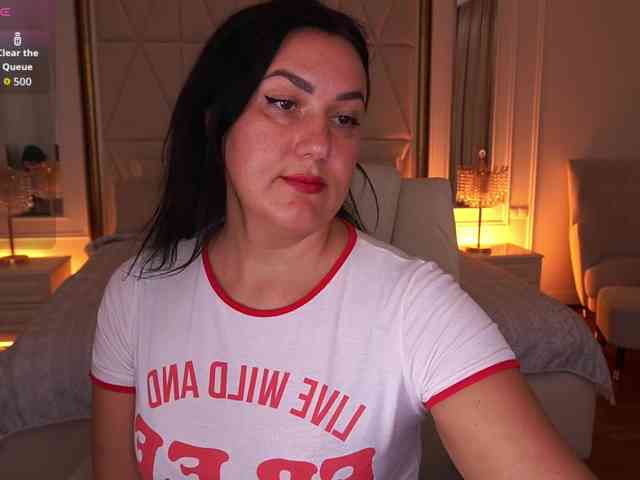 VelvetLuck webcam
