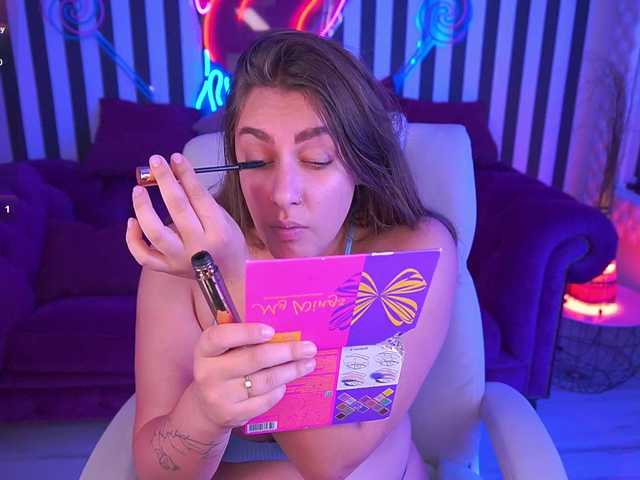 HeyKitten live cam on BongaCams