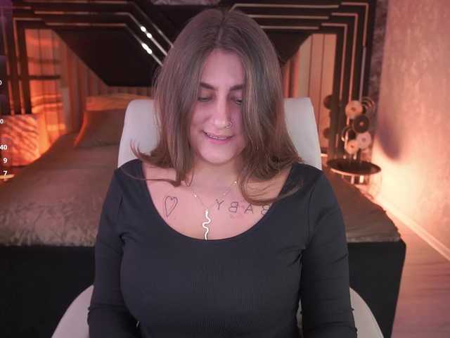 HeyKitten live webcam show