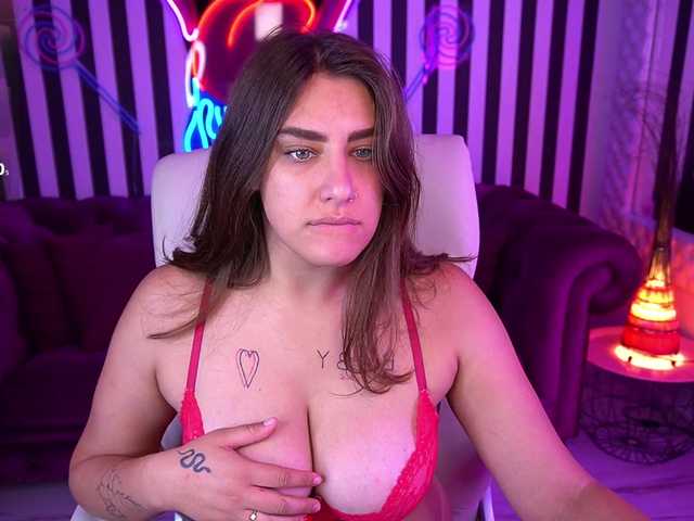 HeyKitten live cam on BongaCams