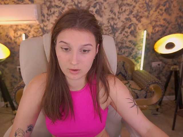 VikVikLove live webcam show