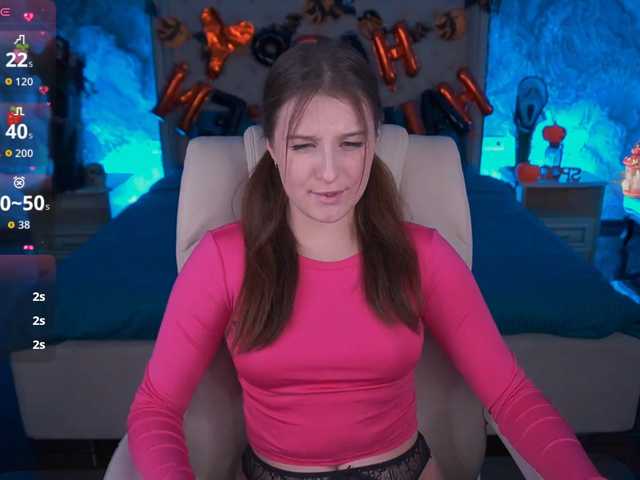 VikVikLove live cam preview