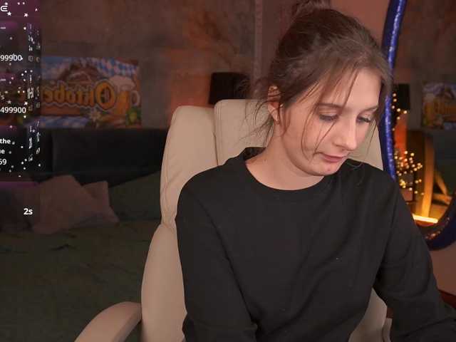 VikVikLove live cam on BongaCams