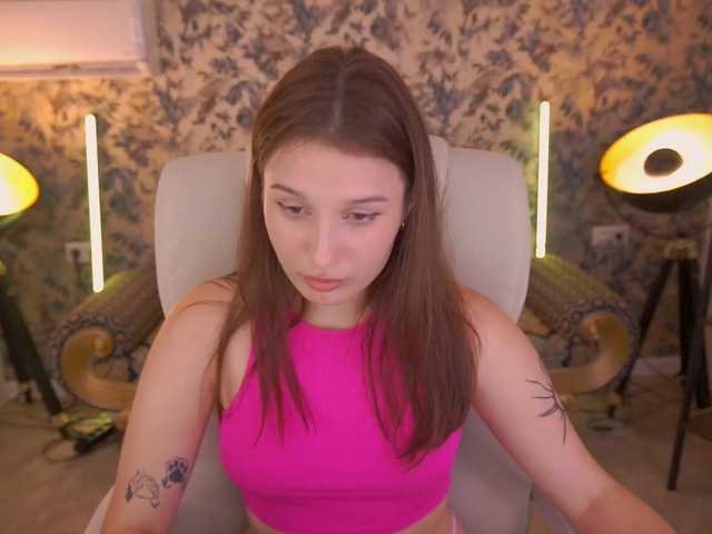 VikVikLove live webcam show