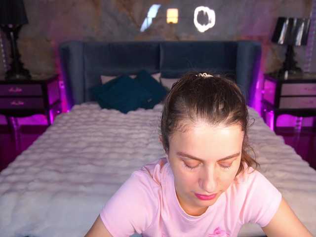 LittleJulii live cam on BongaCams