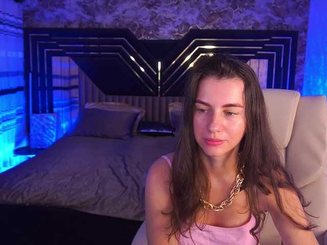 LittleJulii live cam on BongaCams