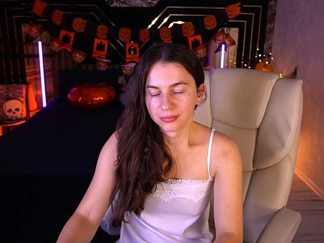 LittleJulii live cam on BongaCams
