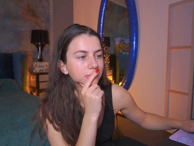 LittleJulii live cam on BongaCams