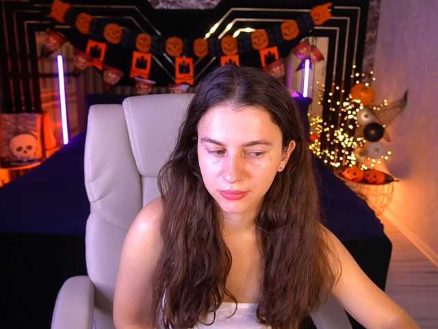 LittleJulii live cam on BongaCams