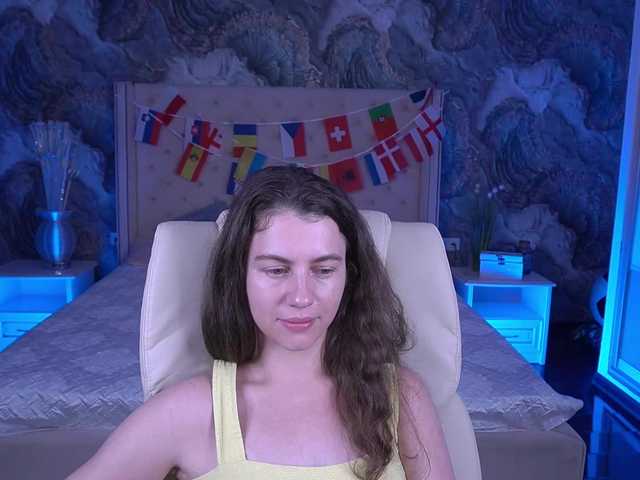 LittleJulii live cam on BongaCams